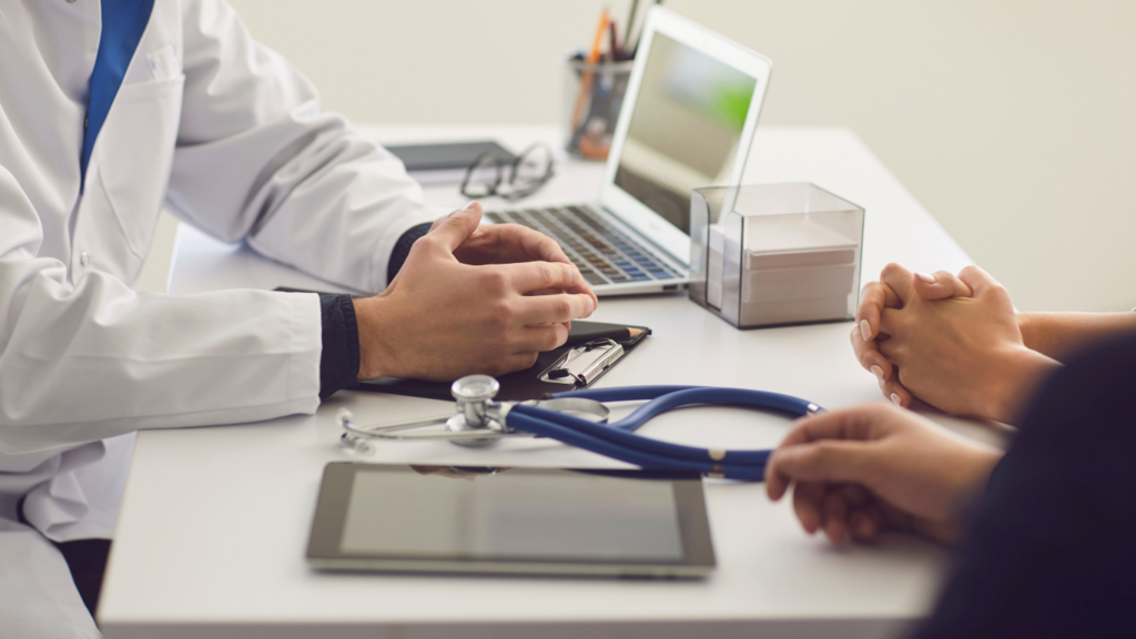RC Profissional para Clínicas Médicas 2026: Guia Completo para Proteção Jurídica e Financeira
